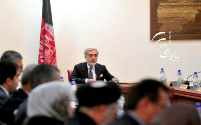 Abdullah Again  Invites Taliban to Peace Talks